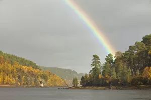 Images Dated 9th February 2012: Rainbow over Loch Beinn a Mheadhoin, Glen Affric, Highland, Scotland, UK, October 2010