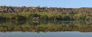 Axel Gomille Collection: Ranthambhore Fort with resthouse Jogi Mahal below, Ranthambhore National Park, Rajasthan