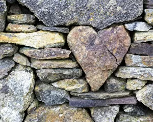Images Dated 2nd April 2020: RF - Heart-shaped stone in a wall, Rodel, Harris, Scotland