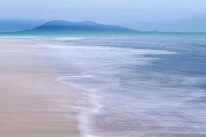 Cool Coloured Coasts Collection: RF - Luskentyre beach with incoming tide, mountains in distance