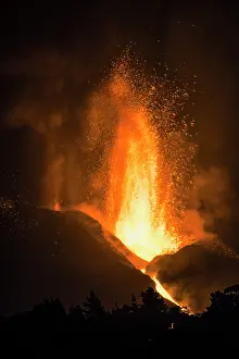 Volcano Prints: RF - Volcanic eruption in La Palma, Canary Islands - September, 2021