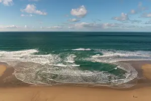 Tide Prints: A rip current developing on a beach during a flooding tide