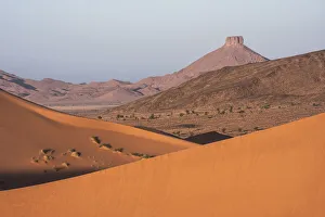 Images Dated 24th July 2020: Sahara desert landscape taken from Erg Ouzina. Southern Morocco, Africa. December, 2009
