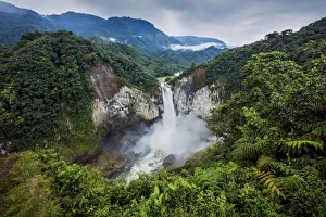 Images Dated 21st February 2016: The San Rafael waterfall, the biggest falls in Ecuador, located on the boundary of