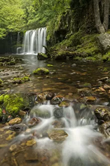 Sgwd Ddwli Uchaf (Upper Gushing Falls) waterfall, Pontneddfechan, Powys, Wales, UK, September 2013