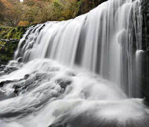 Sgwd Isaf Clun-gwyn waterfall. Ystradfellte, Brecon Beacons National Park, Wales