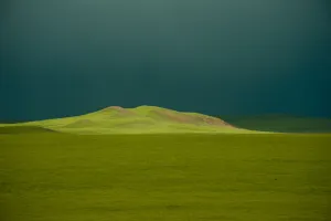 Sunlight on grassland from Qinghaia'Tibet / Qingzang railway, the worlds highest railway