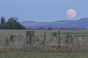 2020 February Highlights Gallery: Supermoon rising over Stonehenge Wiltshire, the biggest Supermoon in 68 years