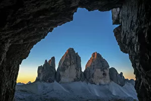 Arches Gallery: Tre Cime di Lavaredo / Drei Zinnen, three distinctive mountain peaks in the Sexten