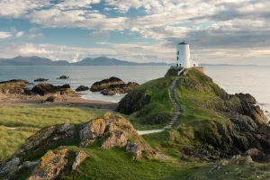 Ross Hoddinott Collection: Twr Mawr lighthouse, Llanddwyn Island, late evening light, Anglesey, North Wales, UK