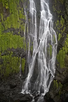 Images Dated 19th March 2009: Waterfall near Sao Vicente, Madeira, March 2009
