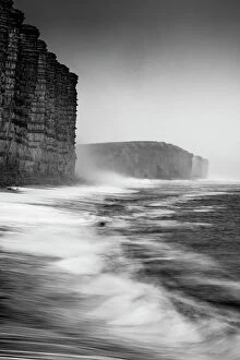 Images Dated 10th August 2021: West Bay on a murky winter morning, Jurassic Coast, Dorset, England, UK. December 2020